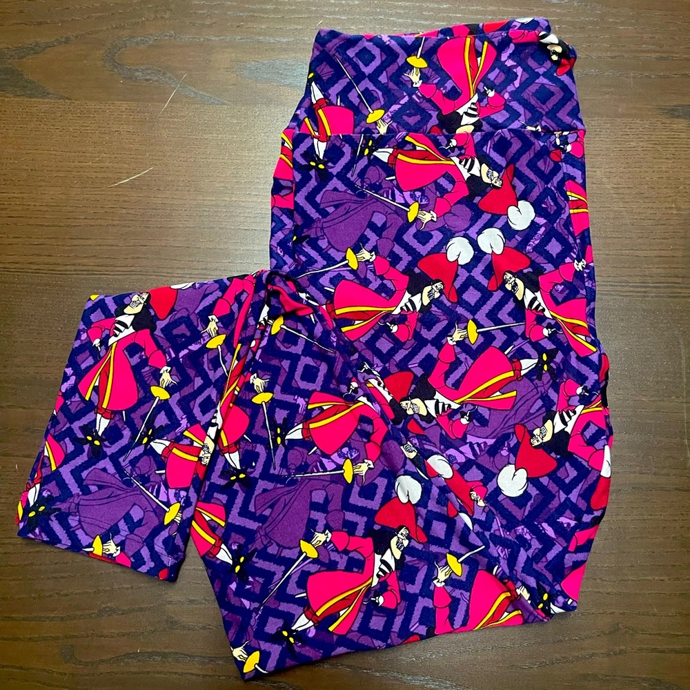 LuLaRoe Disney Captain Hook Leggings